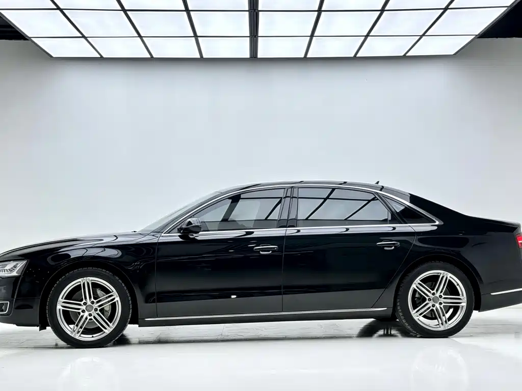 Audi A8 2016