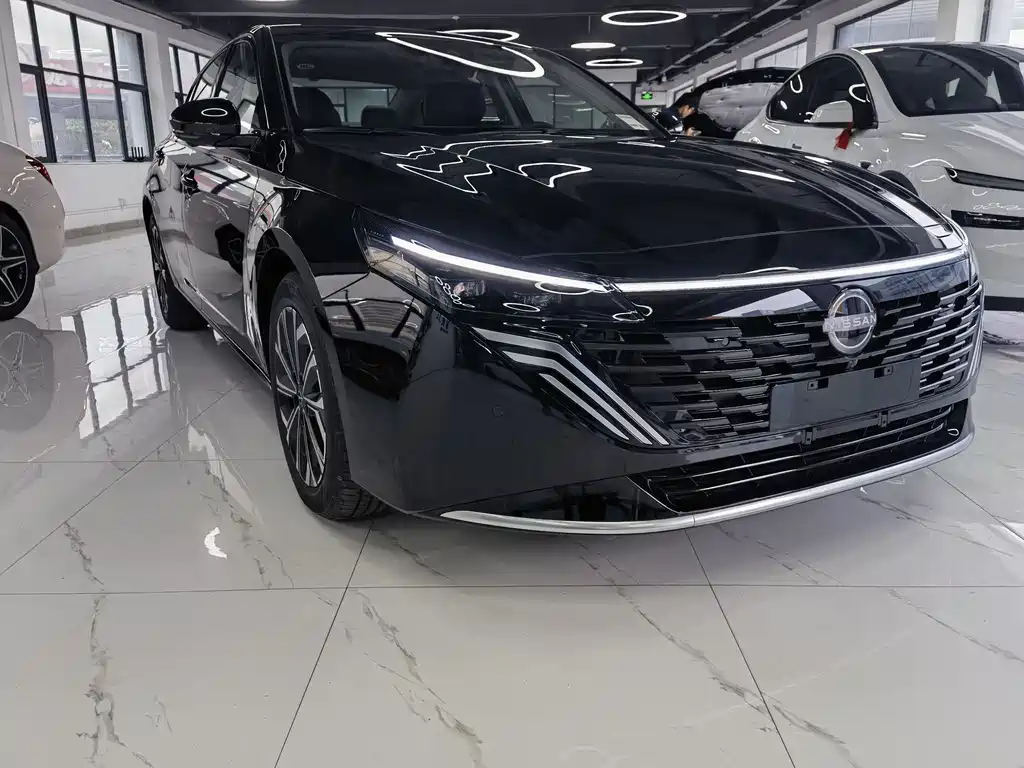 Nissan Teana 2026