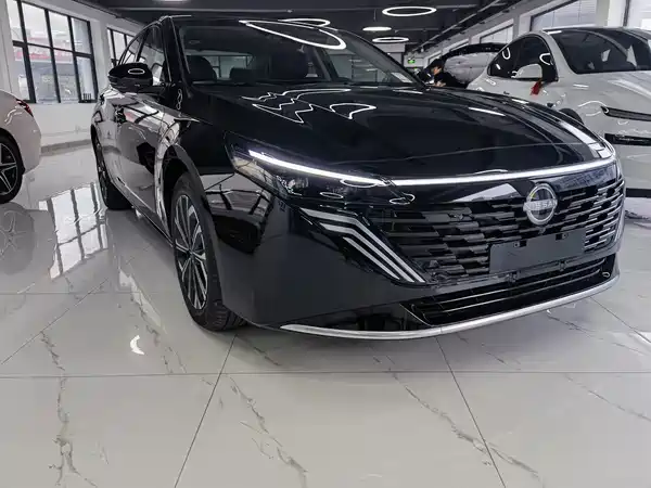 Nissan Teana 2026