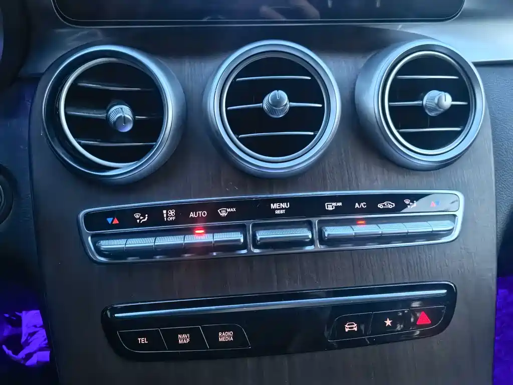 Mercedes-Benz GLC 2020 — фото 11