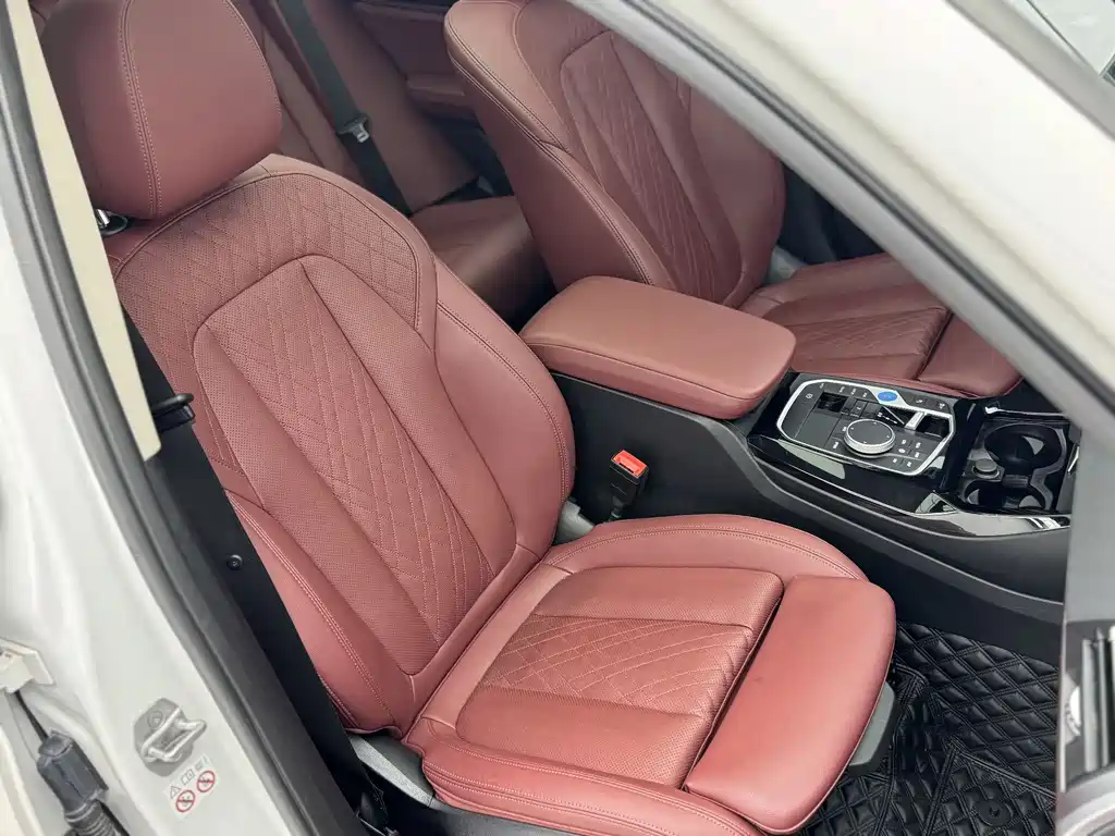 BMW iX3 2023 — фото 19