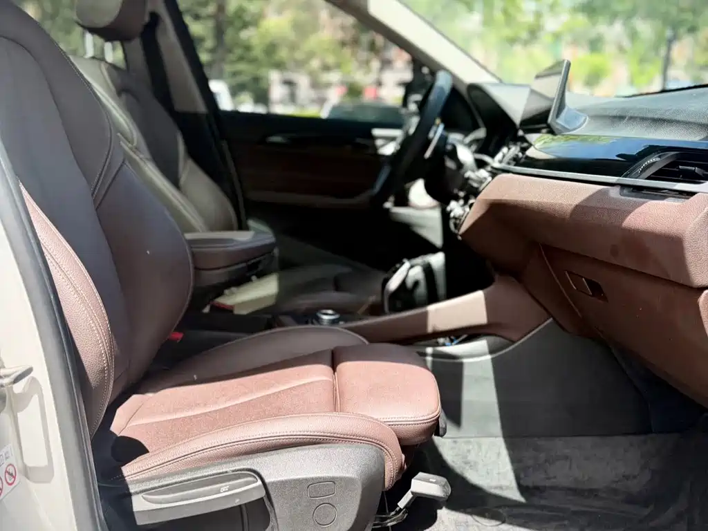 BMW X1 2021 — фото 13
