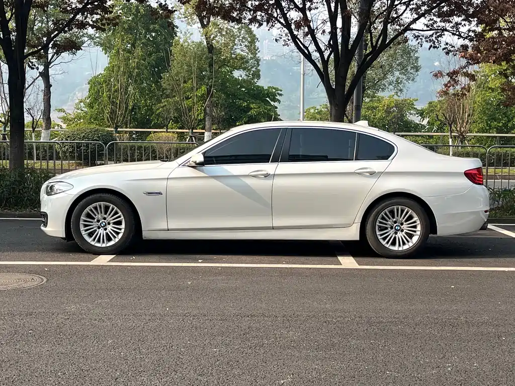 BMW 5 Series 2016