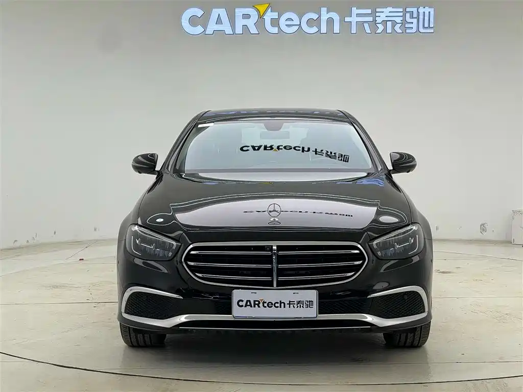 Mercedes-Benz E-Class 2022 — фото 3