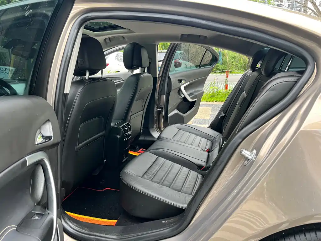 Buick Regal 2015 — фото 20