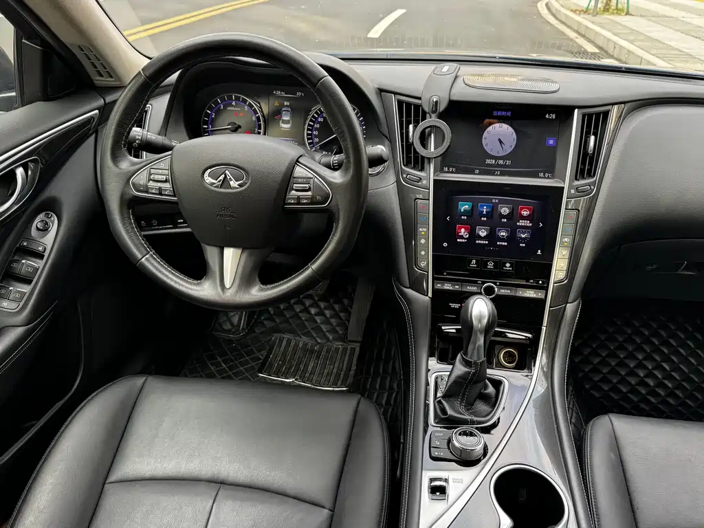 Infiniti Q50L 2017 — фото 9
