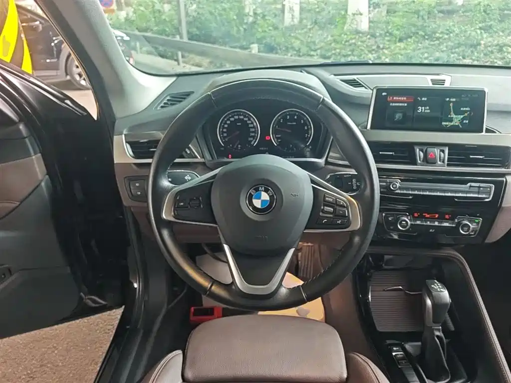 BMW X1 2019 — фото 11