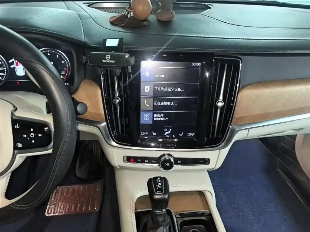 Volvo S90 2019 — фото 13