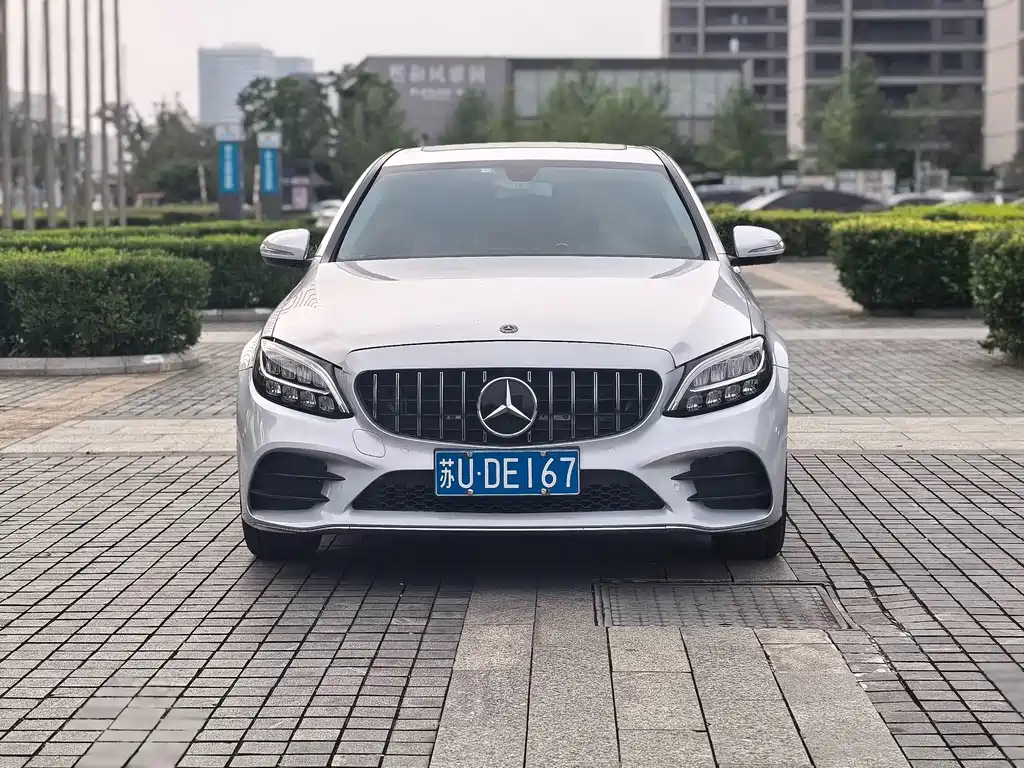 Mercedes-Benz C-Class 2019