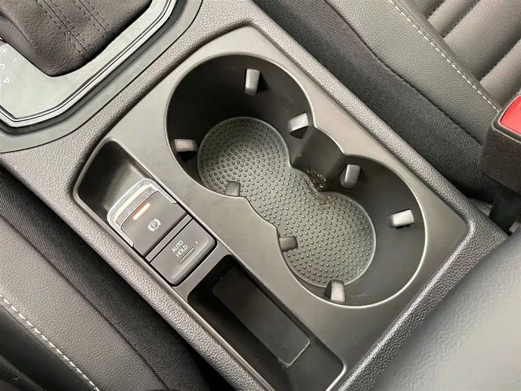 Volkswagen Touran 2019 — фото 13
