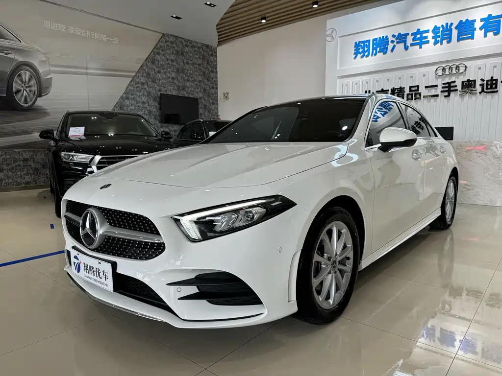 Mercedes-Benz A-Class 2020 — фото 1