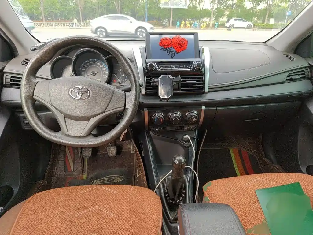 Toyota Vios 2014 — фото 13