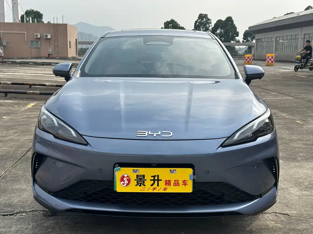 BYD Seal 05 DM-i 2025 — фото 2