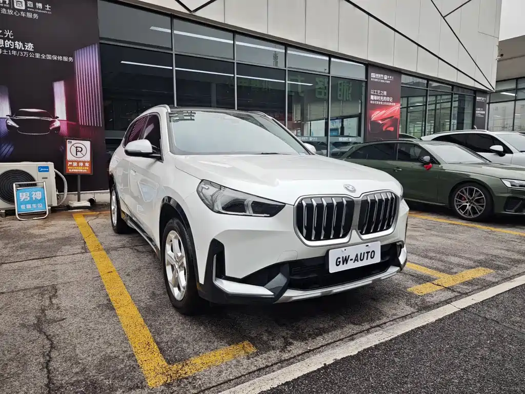 BMW X1 2023 — фото 3