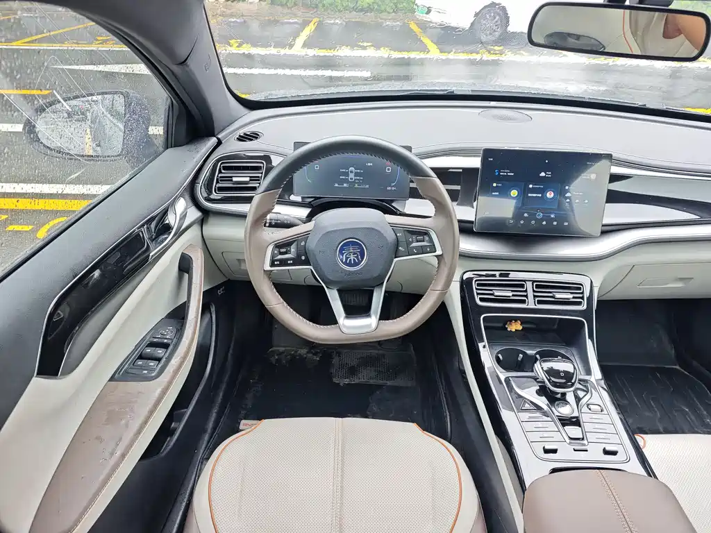 BYD Qin PLUS 2023 — фото 15