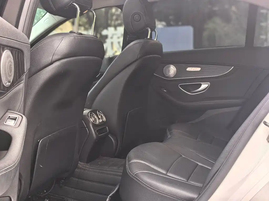 Mercedes-Benz C-Class 2019