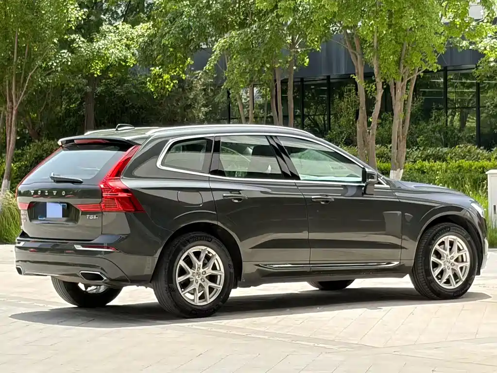 Volvo XC60 2020 — фото 4