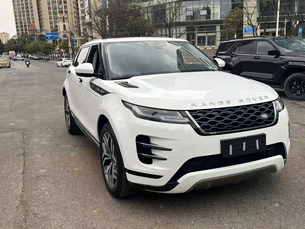 Land Rover Evoque 2023 — фото 2