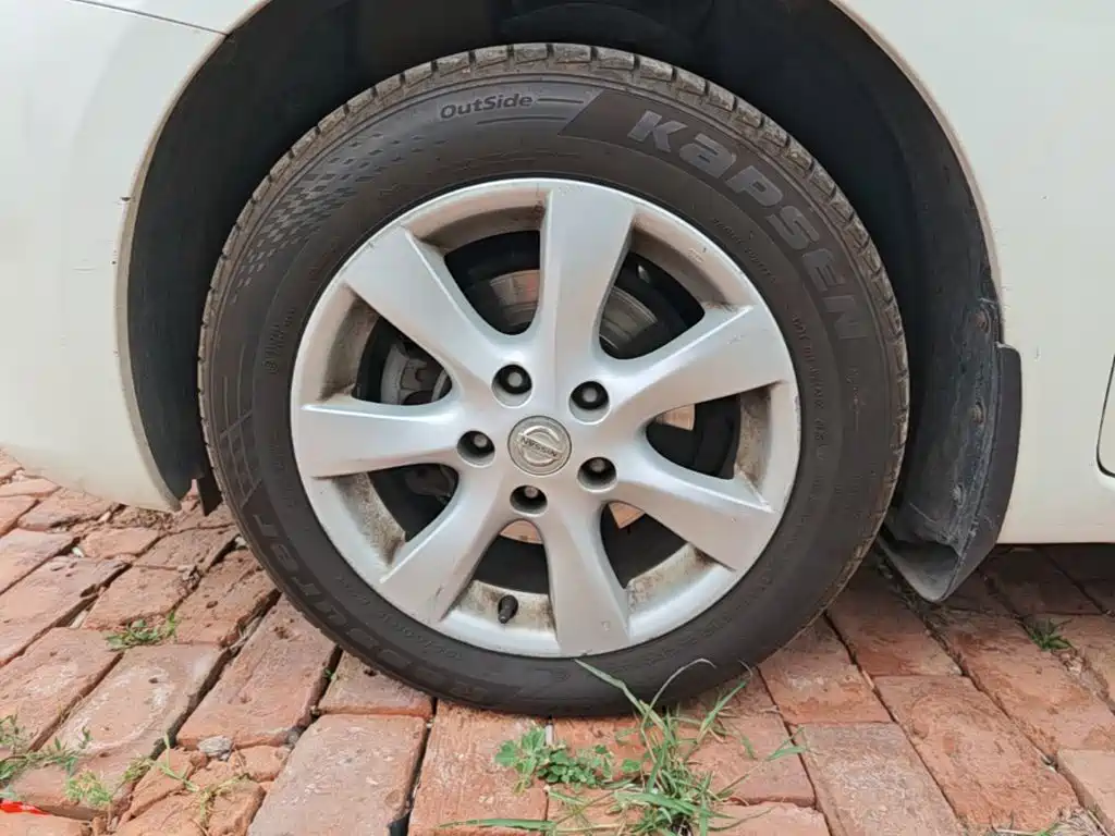 Nissan Tiida 2015 — фото 23