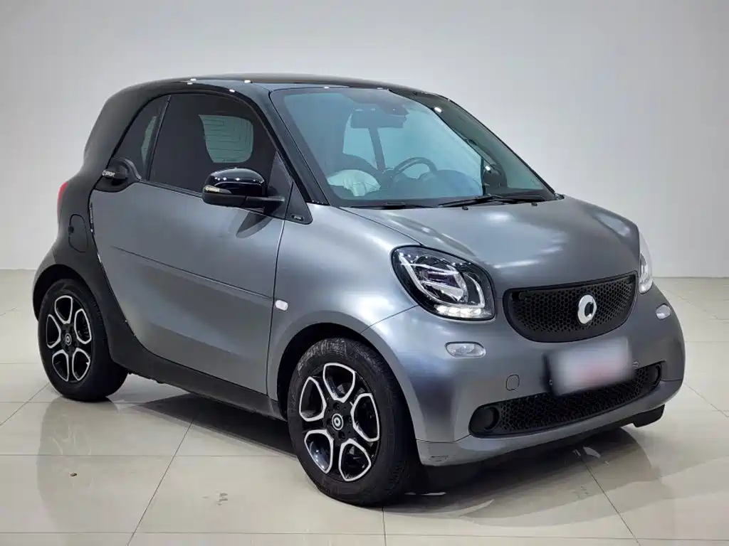 smart Fortwo 2018 — фото 12