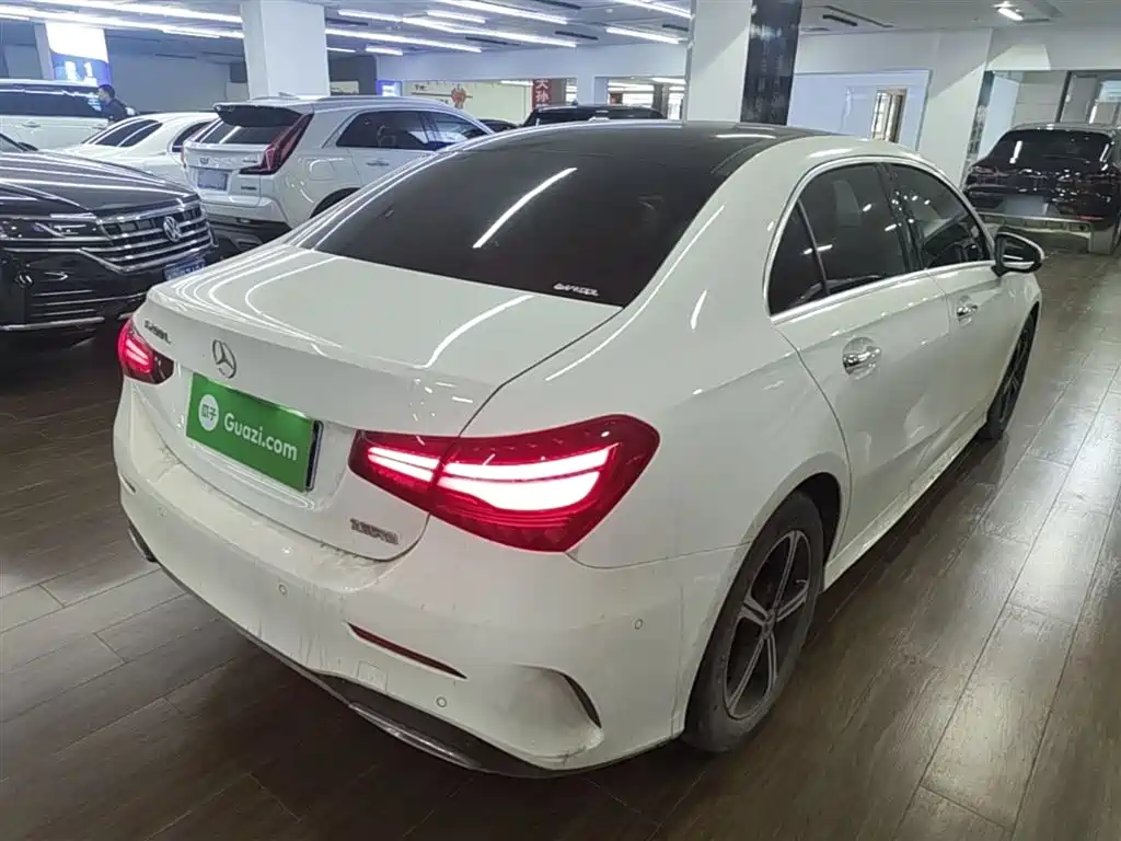 Mercedes-Benz A-Class 2023 — фото 7