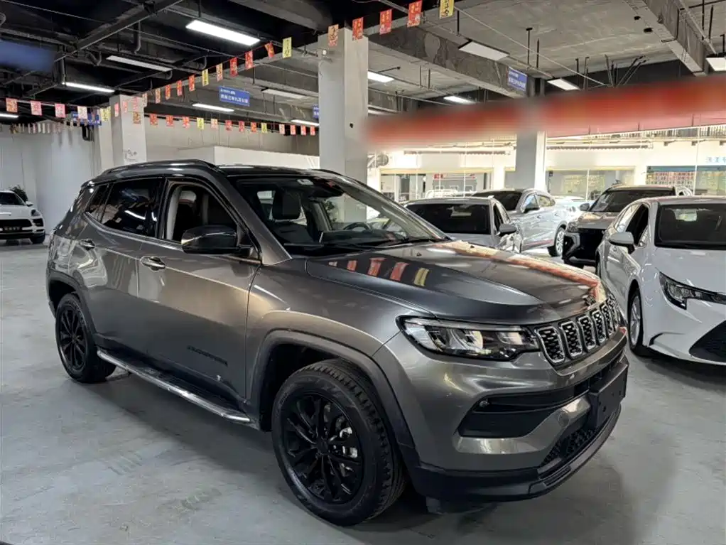 Jeep Compass 2021 — фото 16