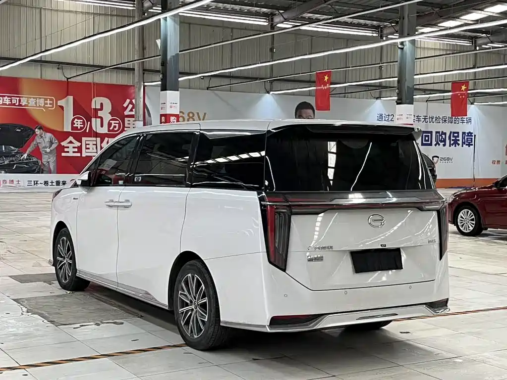 GAC Motor Trumpchi M8 2024 — фото 16