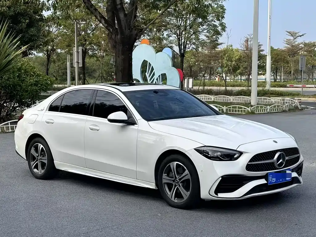 Mercedes-Benz C-Class 2022 — фото 3