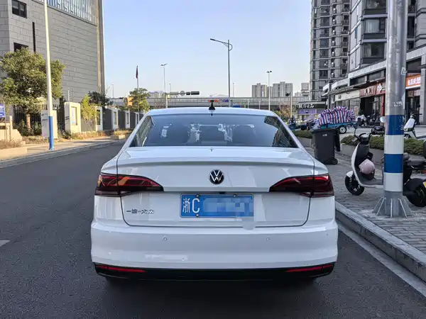 Volkswagen Bora 2021