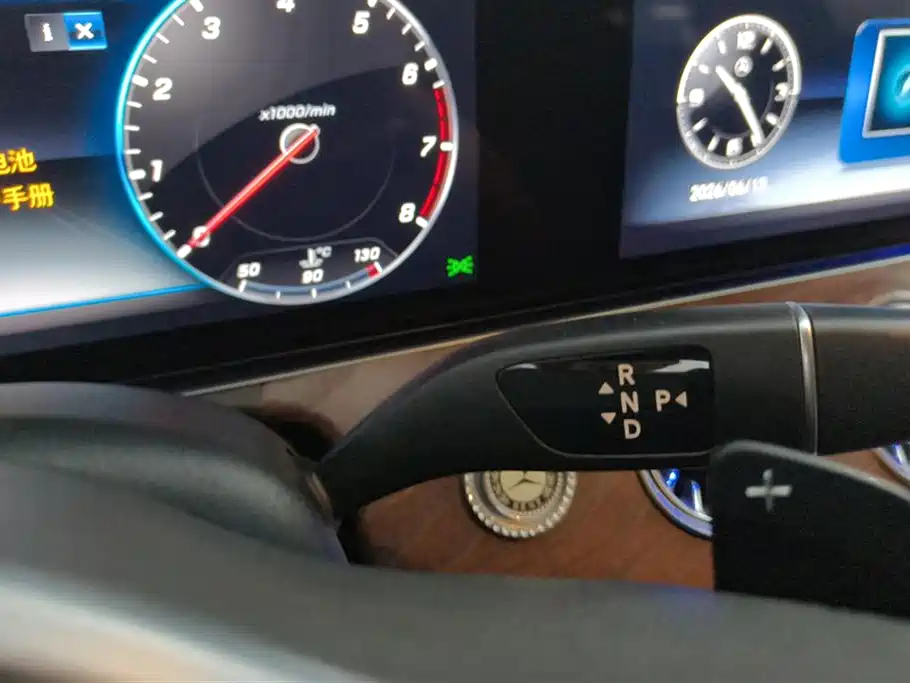 Mercedes-Benz E-Class 2019 — фото 16