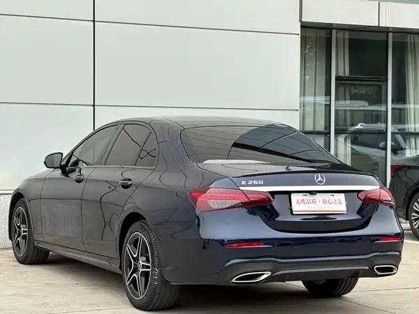Mercedes-Benz E-Class 2022