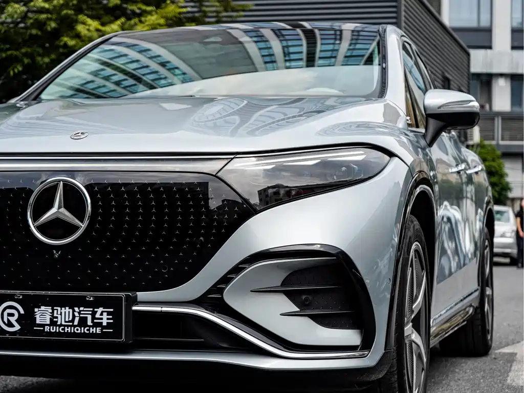 Mercedes-Benz EQS SUV 2023 — фото 8