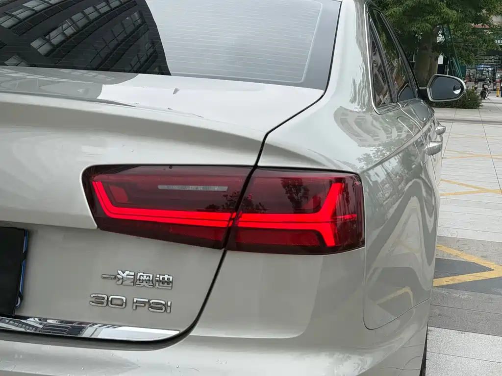 Audi A6L 2016 — фото 12