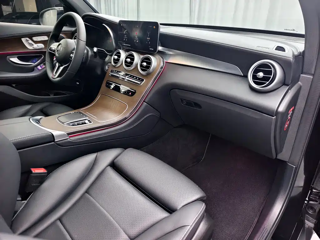 Mercedes-Benz GLC 2022 — фото 14