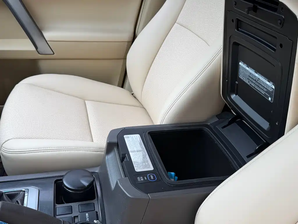 Toyota Prado 2016 — фото 10