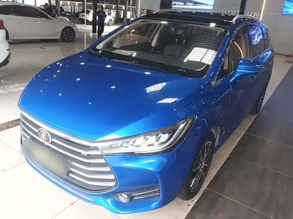 BYD Song MAX 2017