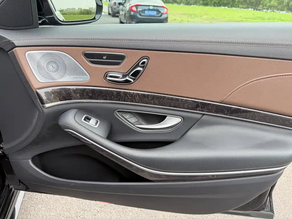 Mercedes-Benz S-Class 2017 — фото 15