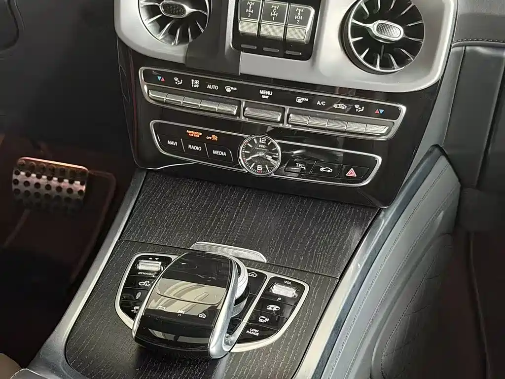 Mercedes-Benz G-Class AMG 2023 — фото 11