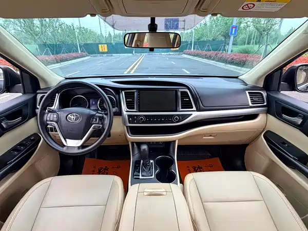 Toyota Highlander 2018