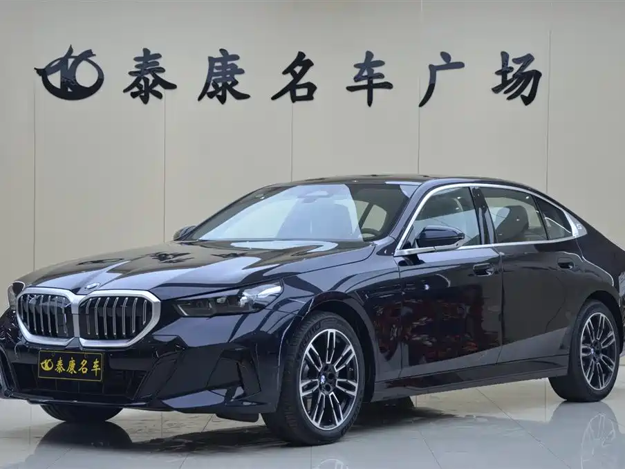 BMW 5 Series 2026