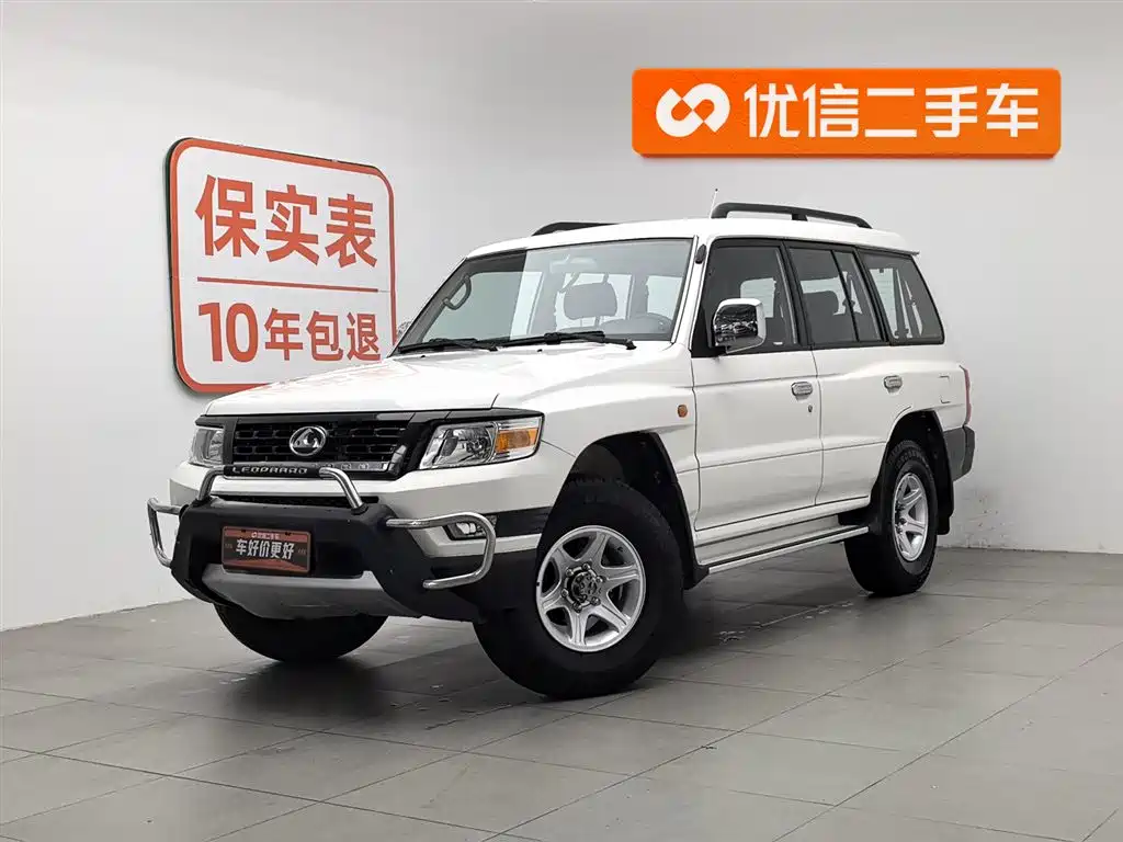 Leopaard Q6 2016