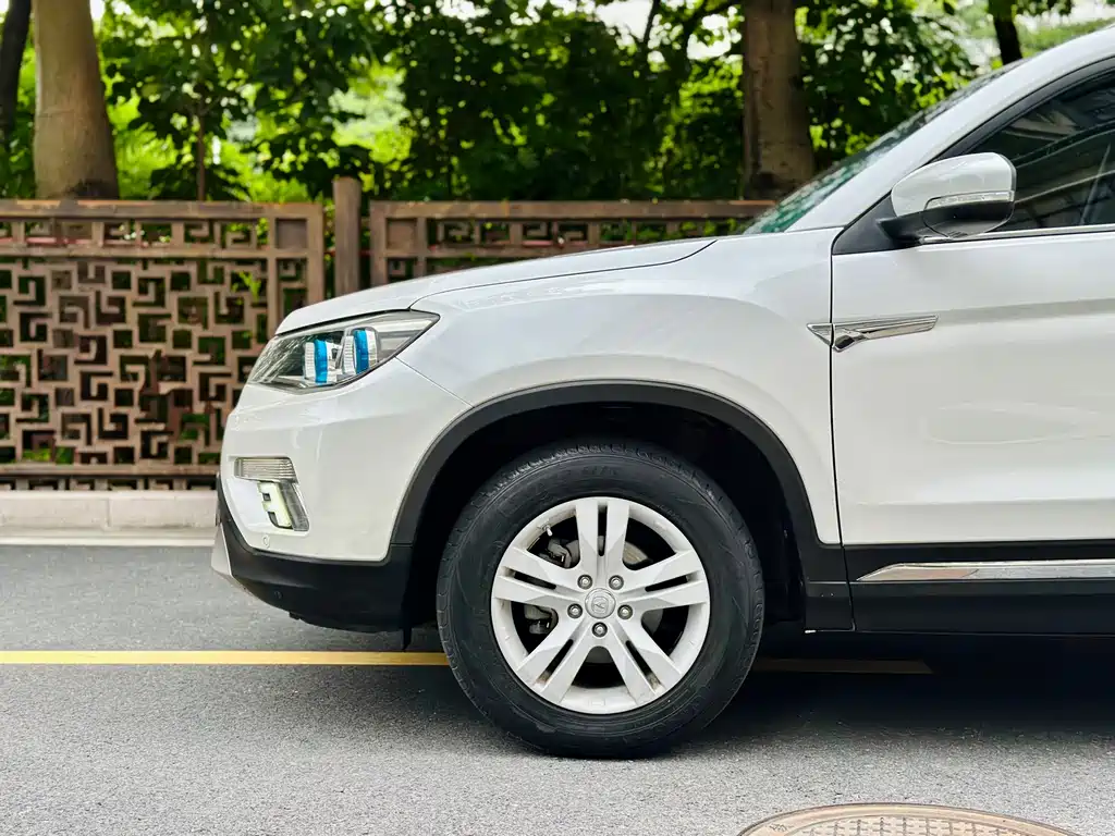 Changan CS75 2015 — фото 11