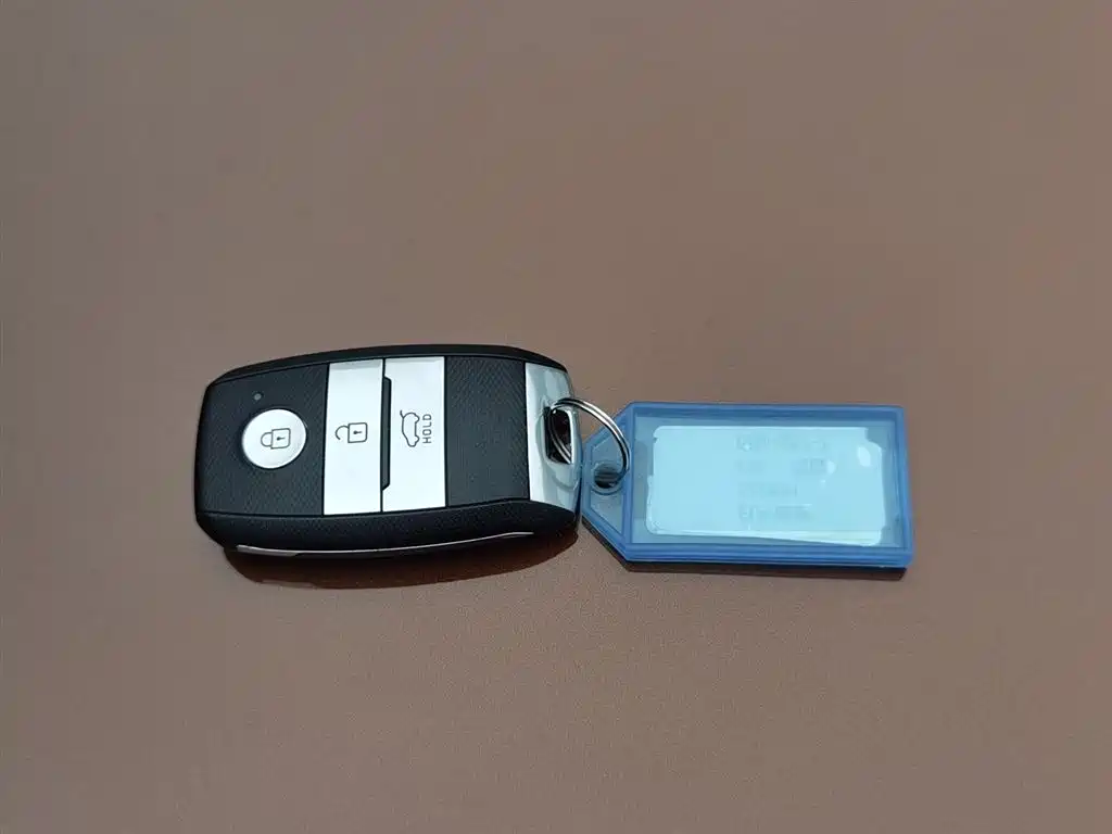 Kia KX3 2015 — фото 19