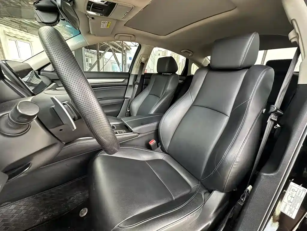 Honda Accord 2024 — фото 17