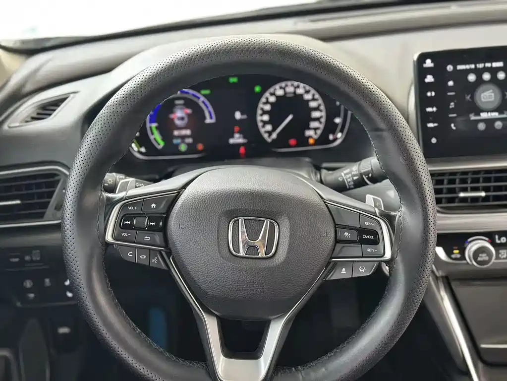 Honda Accord 2024 — фото 11