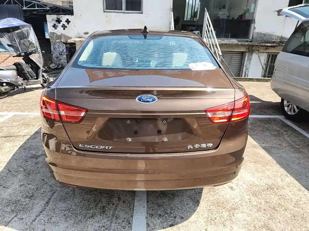 Ford Escort 2017