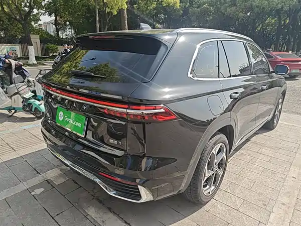 Geely Xingyue L 2024