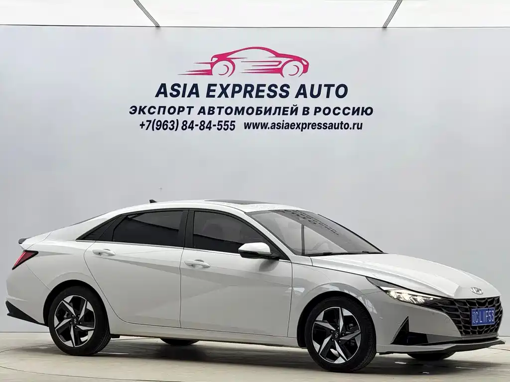 Hyundai Elantra 2023 — фото 3