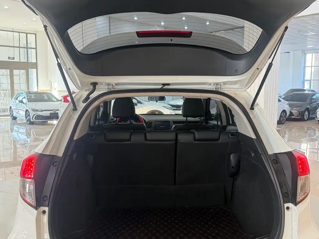 Honda Vezel 2022 — фото 14