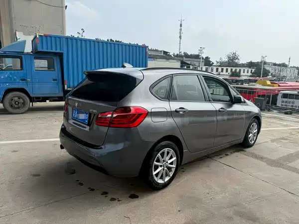 BMW 2 Series Station Wagon 2016